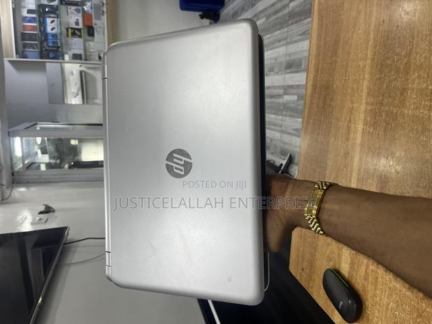 Laptop HP Pavilion 15 4GB AMD A8 HDD 256GB · Photo 8