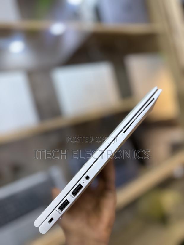 Laptop HP EliteBook 830 G8 16GB Intel Core i7 SSD 512GB · Photo 3