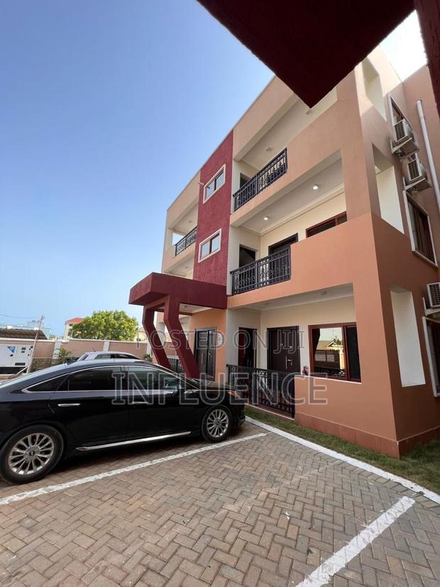 2bdrm Apartment in American House Area, East Legon for rent · Photo 1