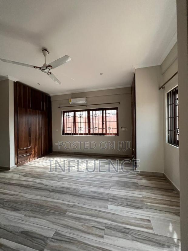2bdrm Apartment in American House Area, East Legon for rent · Photo 8