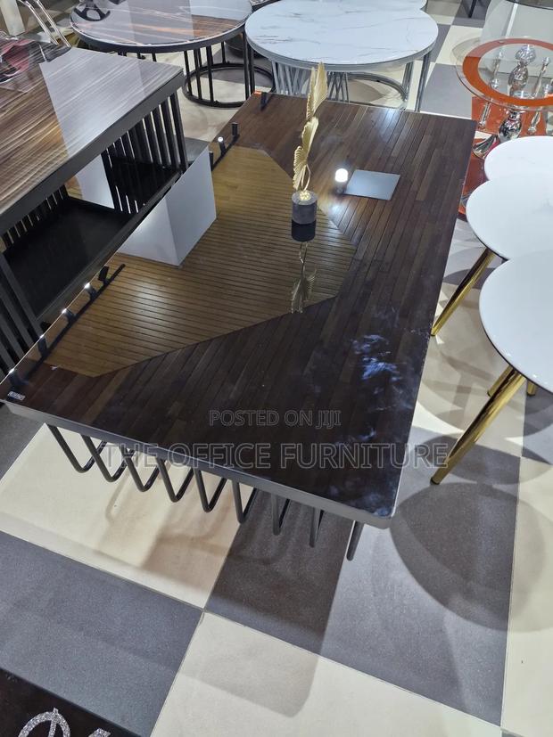 Modern Dual-Layered Center Table · Photo 2