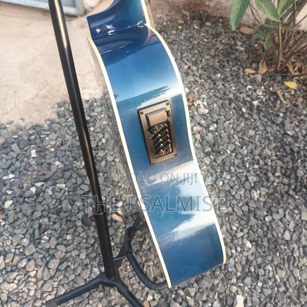Freedom Fag640ceq/BLS Semi Acoustic Guitar With Padded Bag · Photo 5