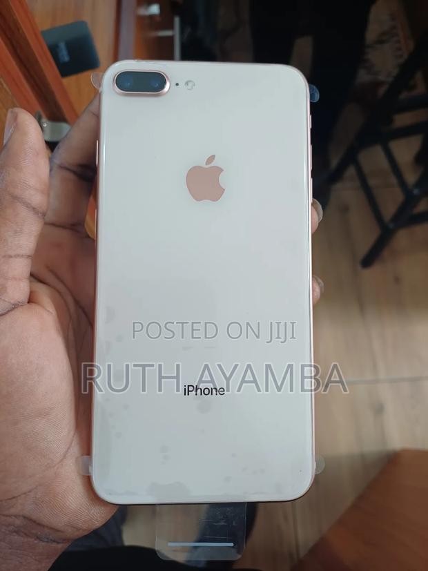 Apple iPhone 8 Plus 256 GB Gold · Photo 1