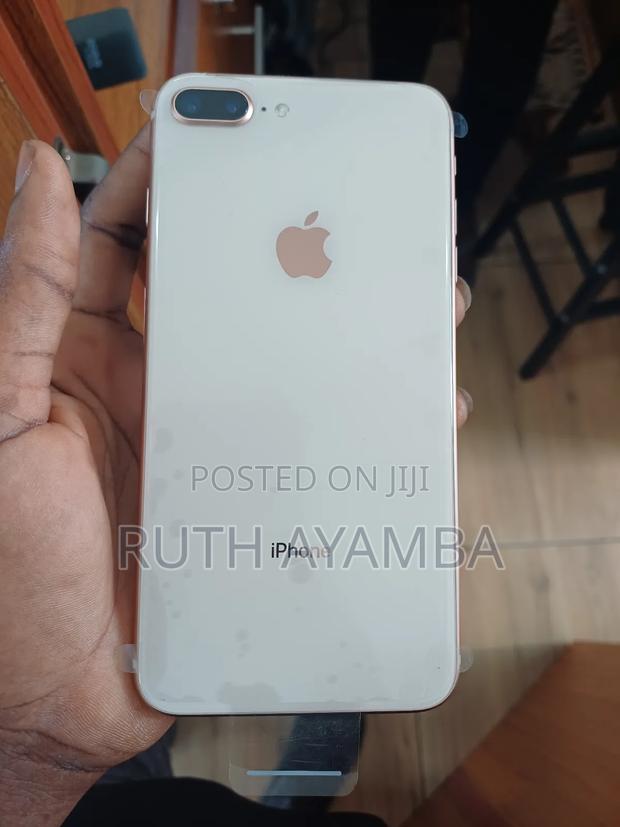 Apple iPhone 8 Plus 256 GB Gold · Photo 2