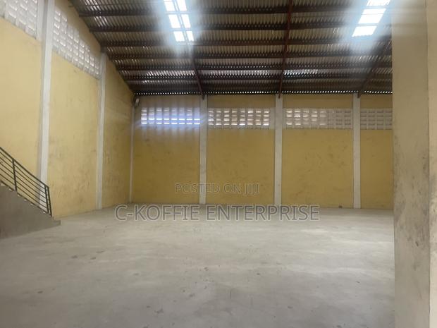 330 SQM Warehouse at Spintex for Rent · Photo 6