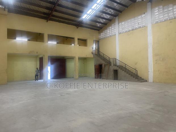 330 SQM Warehouse at Spintex for Rent · Photo 1