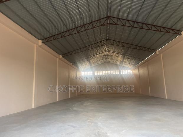 M750 SQM Warehouse at Amasaman for Rent · Photo 3