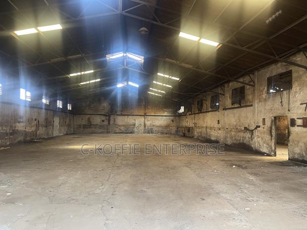 3000 SQM at Circle for Rent · Photo 7