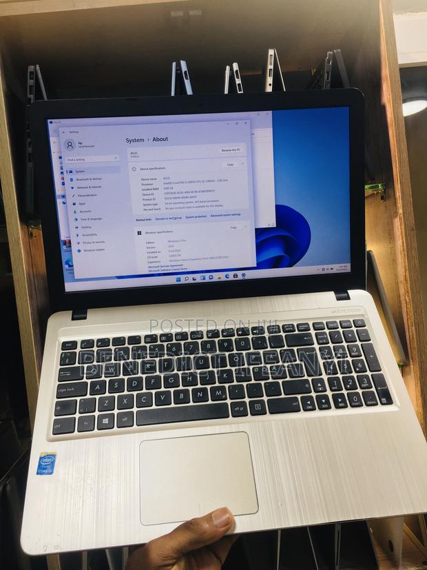 Laptop Asus X540LA 8GB Intel Core I3 SSD 128GB · Photo 5