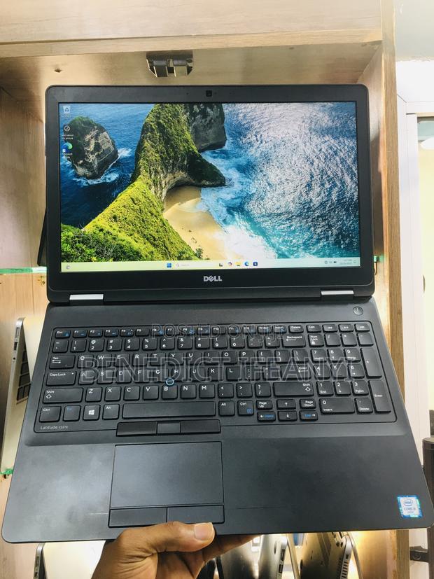 Laptop Dell Latitude 15 E5570 8GB Intel Core I5 SSD 256GB · Photo 2