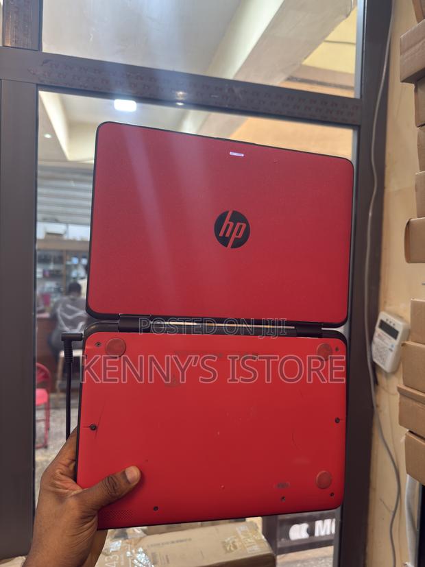 New Laptop HP 4GB Intel HDD 128GB · Photo 1