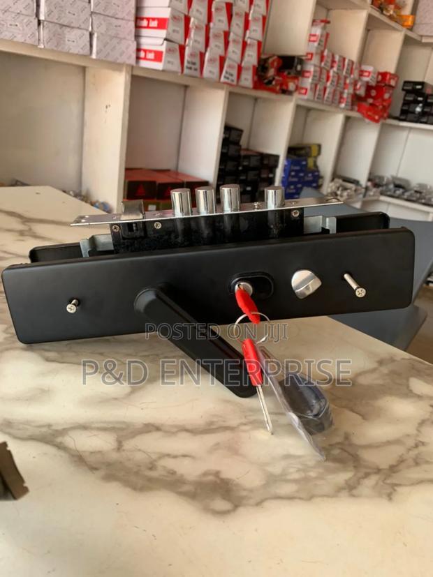 Quality China Door Lock With Metal Black Handle. · Photo 1