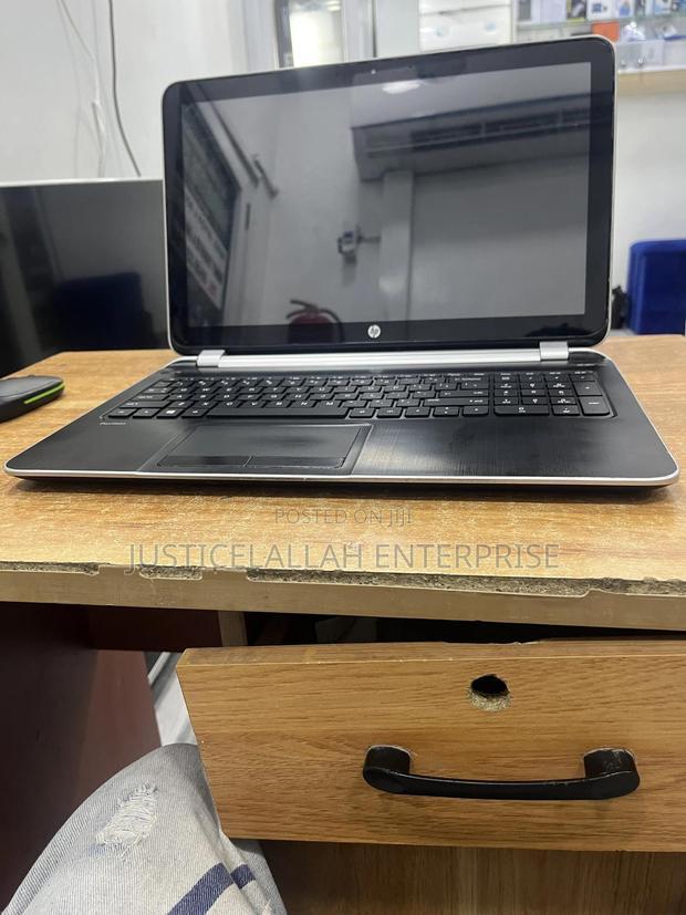 Laptop HP Pavilion 15 4GB AMD A8 HDD 256GB · Photo 1