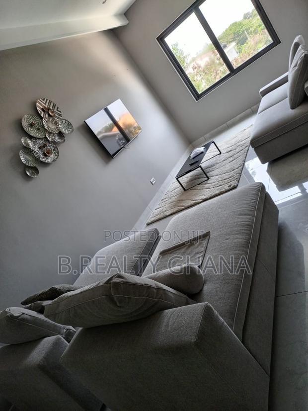 Furnished 4bdrm Townhouse / Terrace in A&C Mall Area for rent · Photo 2