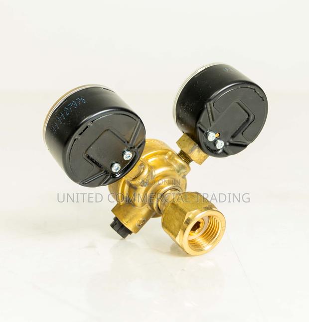 Regulator Double Gauge · Photo 1