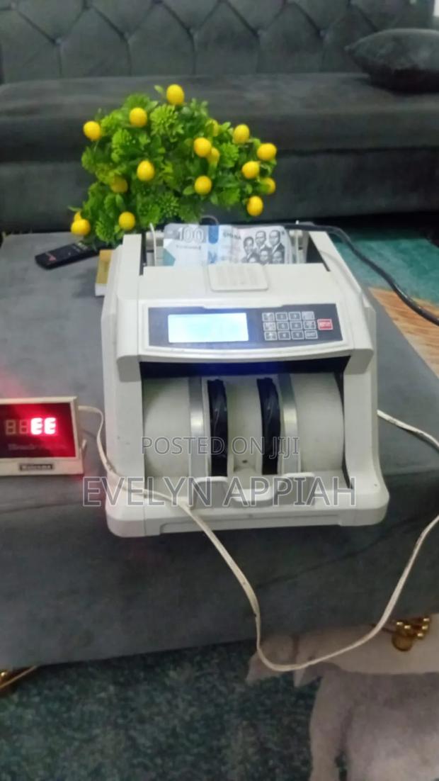 Counting Machine · Photo 2