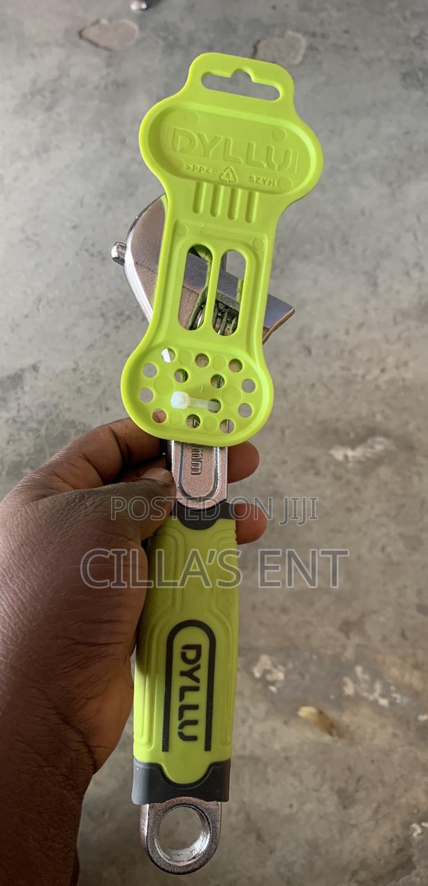 Adjustable Wrench · Photo 2