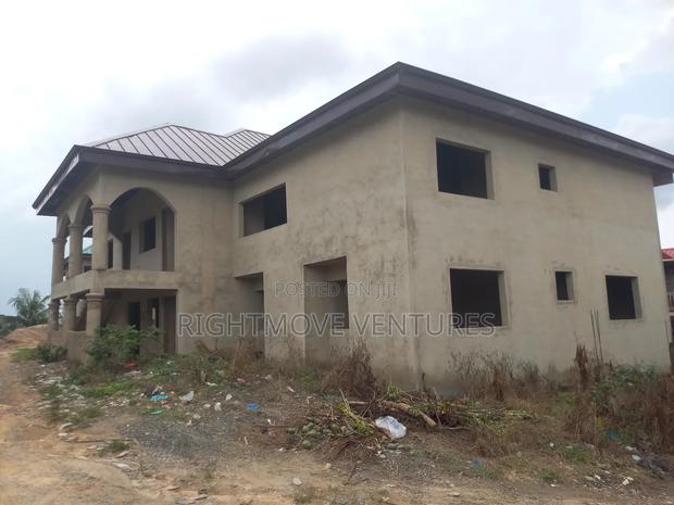 9bdrm Apartment in Takoradi for sale · Photo 4