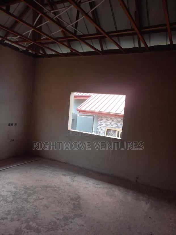 9bdrm Apartment in Takoradi for sale · Photo 6