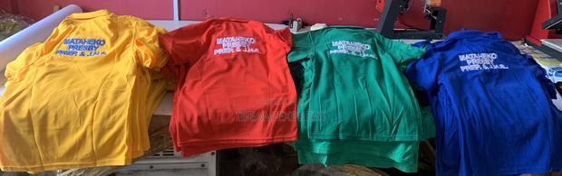 Quality Detailed Embroidery Printing · Photo 6