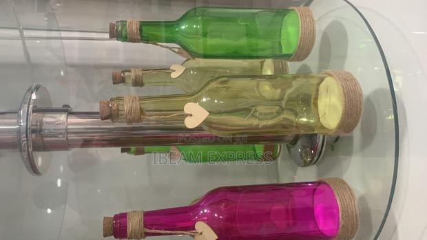 Table Souvenirs · Photo 4