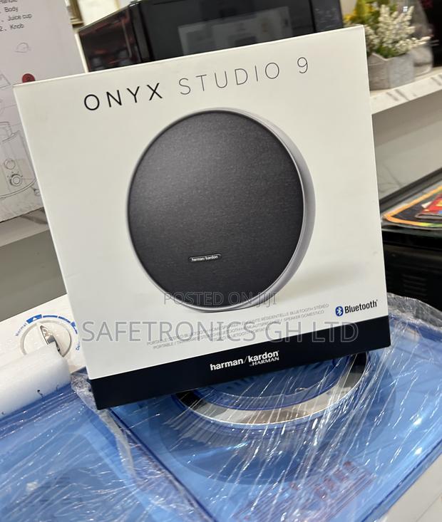 Buy Elegant Onyx Studio 9 Bluetooth Harman Kardon Speaker · Photo 1