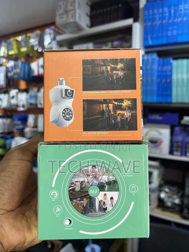 Wifi Bulb Double Lens CCTV Camera · Photo 3