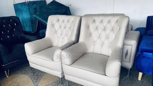 Comfortable Royal Sofa Set · Photo 3