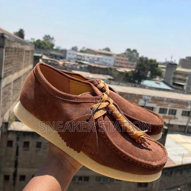 Original Clarks Wallabies Available · Photo 4