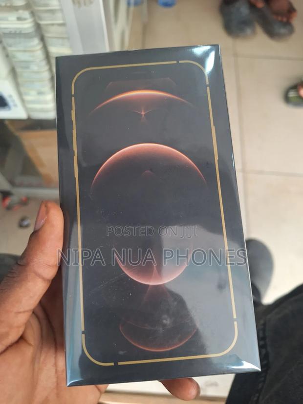 New Apple iPhone 12 Pro 128 GB Gray · Photo 1