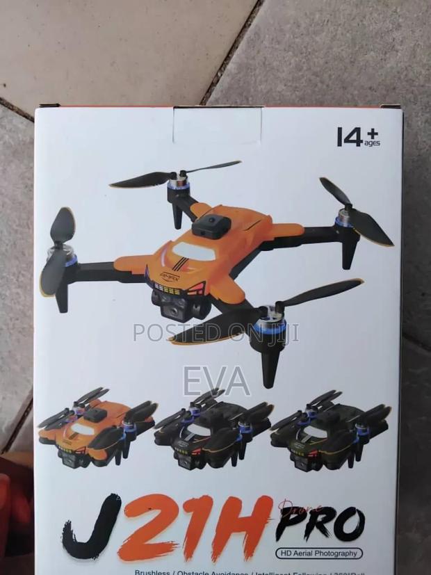 Professional Camera Drone With Remote Control · Photo 3