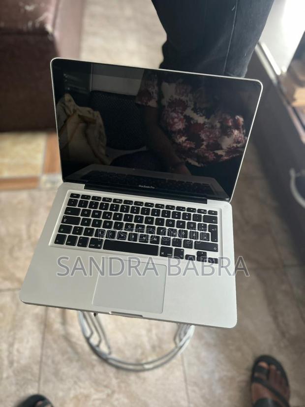 New Laptop Apple MacBook 2012 8GB Intel Core I5 HDD+SSD 320GB · Photo 2
