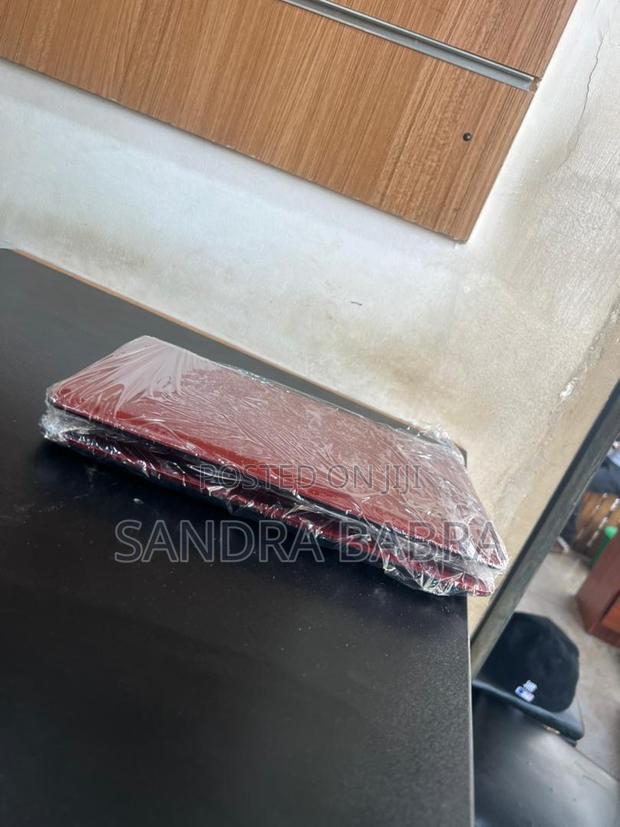New Laptop Acer Aspire 1 2GB Intel Atom HDD+SSD 320GB · Photo 1