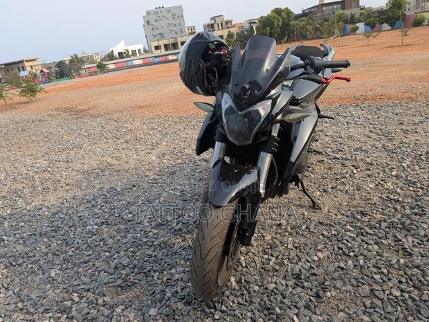Benelli TNT 2023 Black · Photo 3