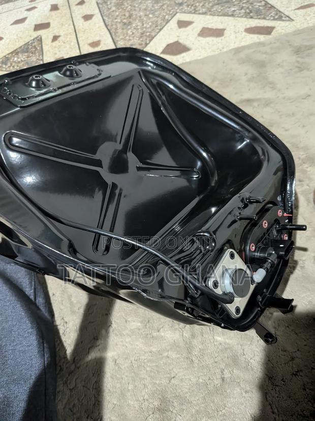Benelli TNT 2023 Black · Photo 6