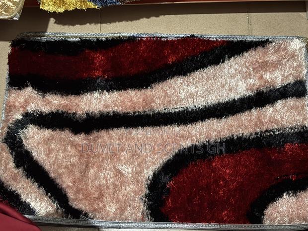 Fluffy Door Mats · Photo 5