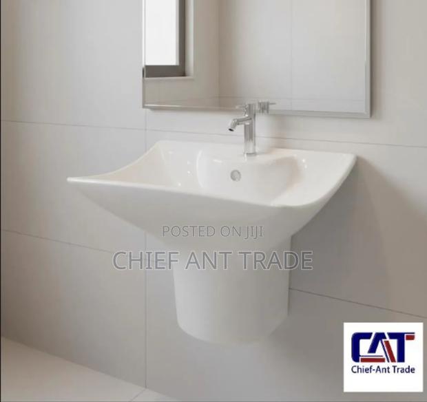 Hand Wash Basin Gp · Photo 1