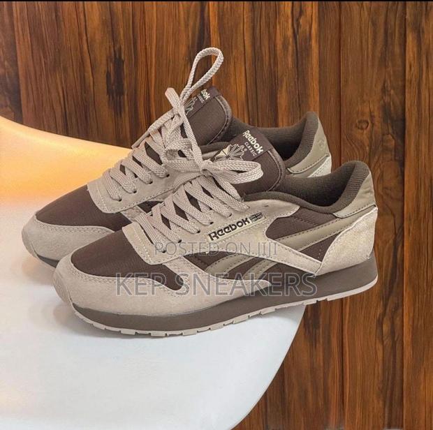 Reebok Classic Leather “Brown and Beige” · Photo 1