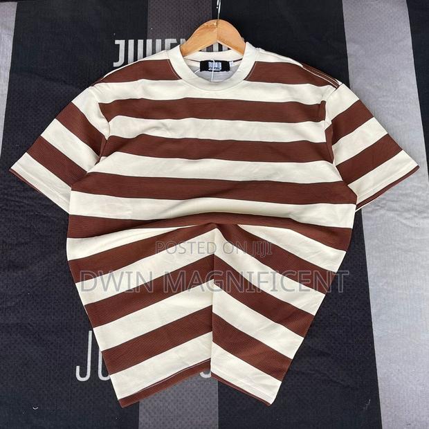 Calvin Klein Striped Short-Sleeved T-Shirt. · Photo 3