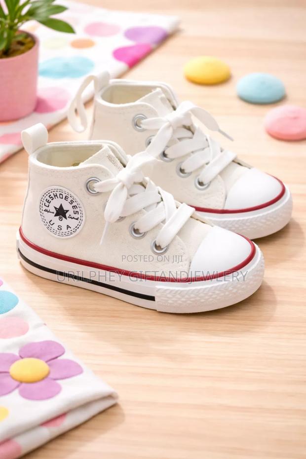 Toddler Shoes · Photo 1
