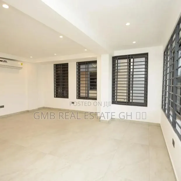 1bdrm Apartment in Ashaley Botwe School for sale · Photo 1