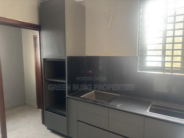 2bdrm Apartment in UPSA Area for rent · Photo 6