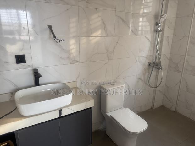 2bdrm Apartment in UPSA Area for rent · Photo 3