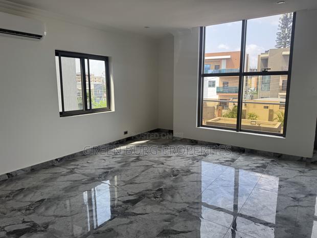 5bdrm House in East Legon for rent · Photo 7