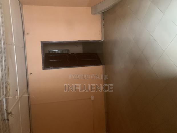 1bdrm Apartment in American House Area, East Legon for rent · Photo 5