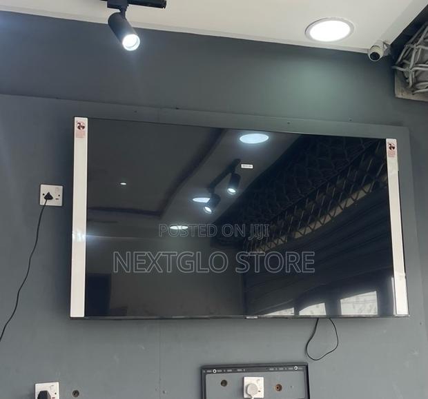 Samsung 55" Crystal Uhd U8072f Smart · Photo 1