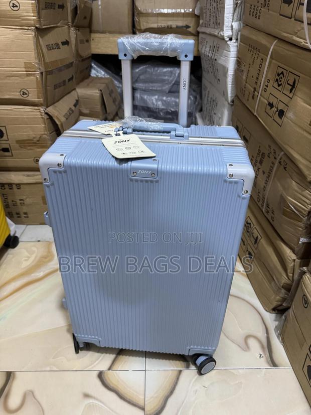 Quality Jony Medium Size 24 Inches Aluminum Edge Zipless Suitcase · Photo 1