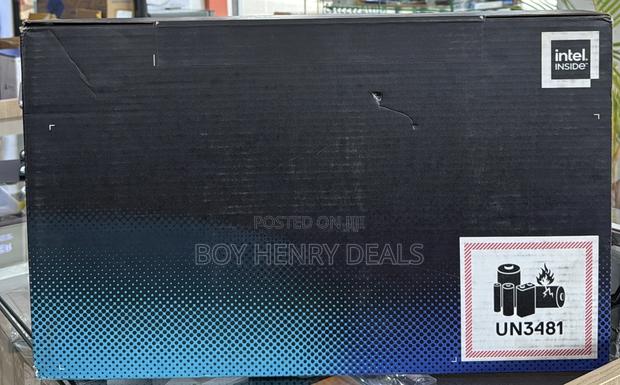 New Laptop Dell Alienware 16X Aurora 32GB Intel Core Ultra 9 SSD 2T · Photo 3