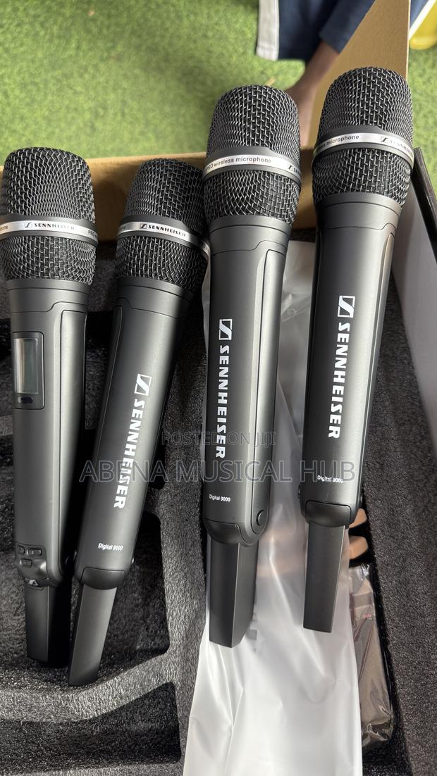 Sennheiser 4 in 1 Microphone (Skm) · Photo 1