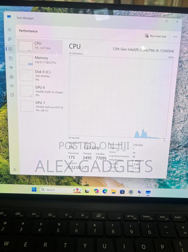 Laptop Dell XPS 15 9530 32GB Intel Core i9 SSD 1T · Photo 5